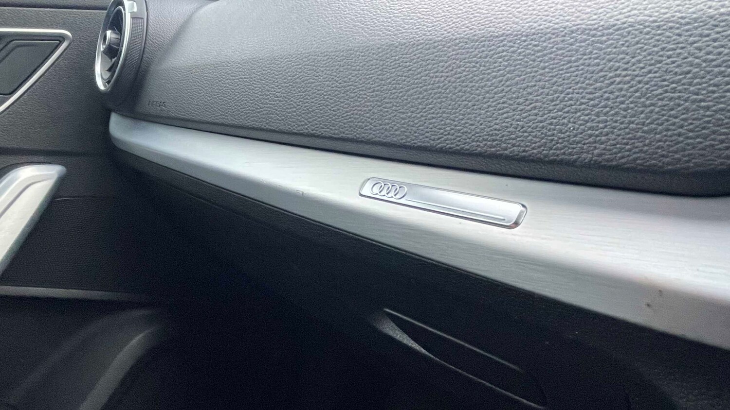 Used Audi Q2 for sale - 77861487: Photo 29