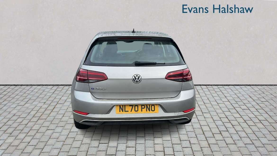 Used Volkswagen Golf 2020 for sale - 77913732: Photo 6