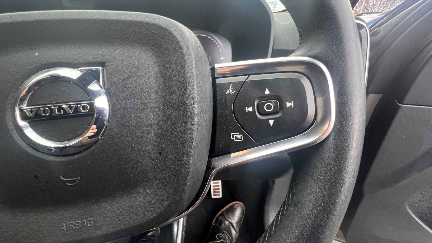 Used Volvo XC40 for sale - 77861093: Photo 12