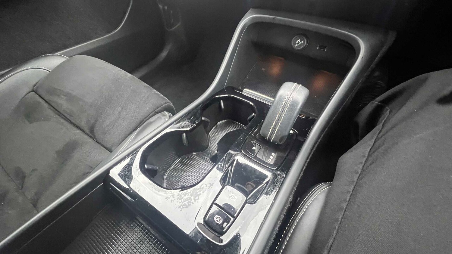 Used Volvo XC40 for sale - 77861093: Photo 17