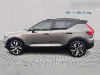 Used Volvo XC40 2022 for sale - 77861093: Photo