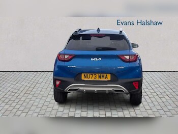 Used Kia Stonic 2023 for sale - 77857508: Photo