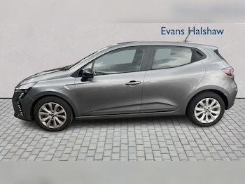 Used Renault Clio 2025 for sale - 78787362: Photo