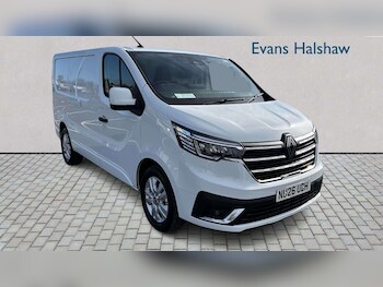 Renault Trafic feature image
