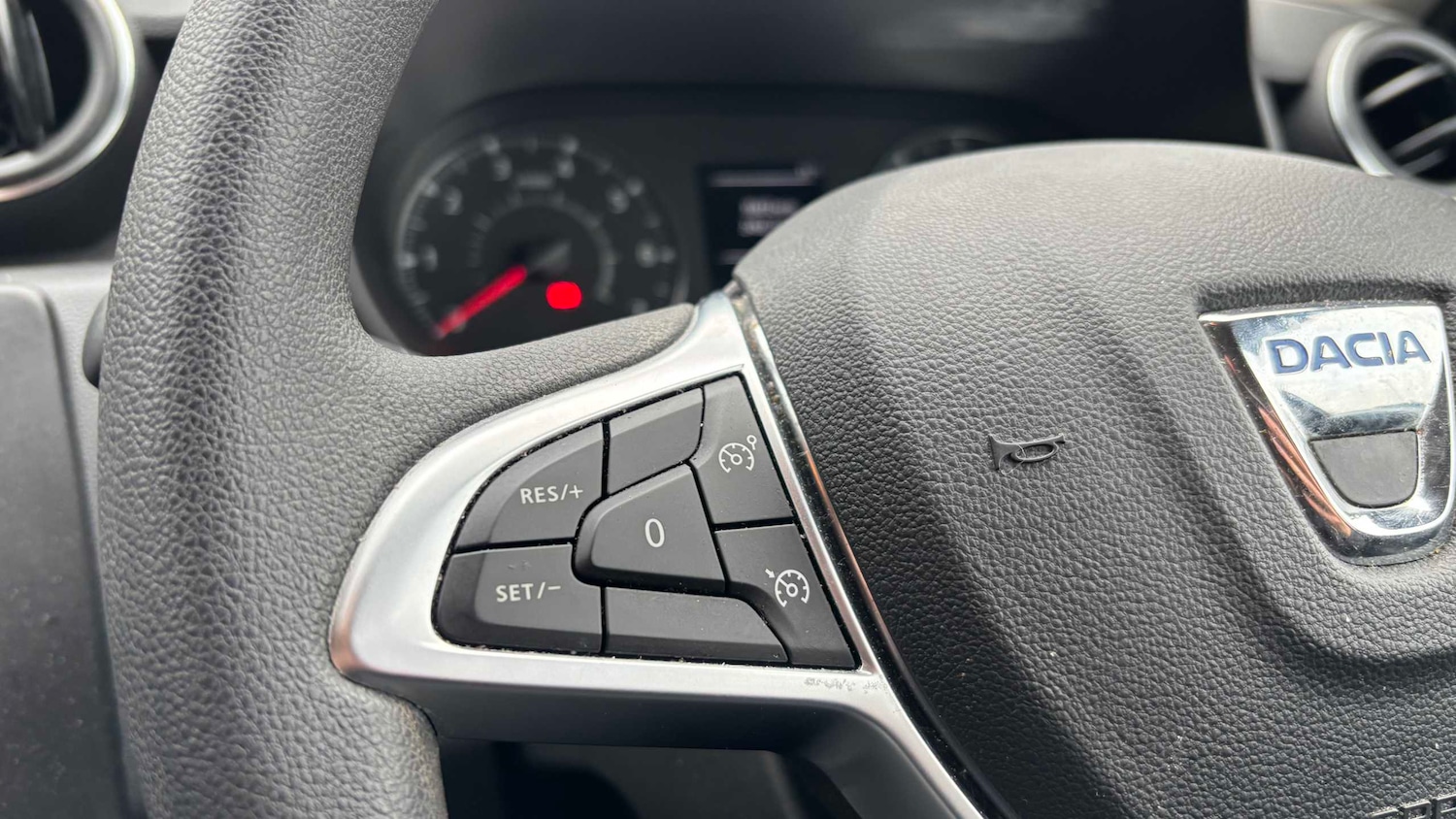 Used Dacia Duster 2023 for sale - 77858038: Photo 12