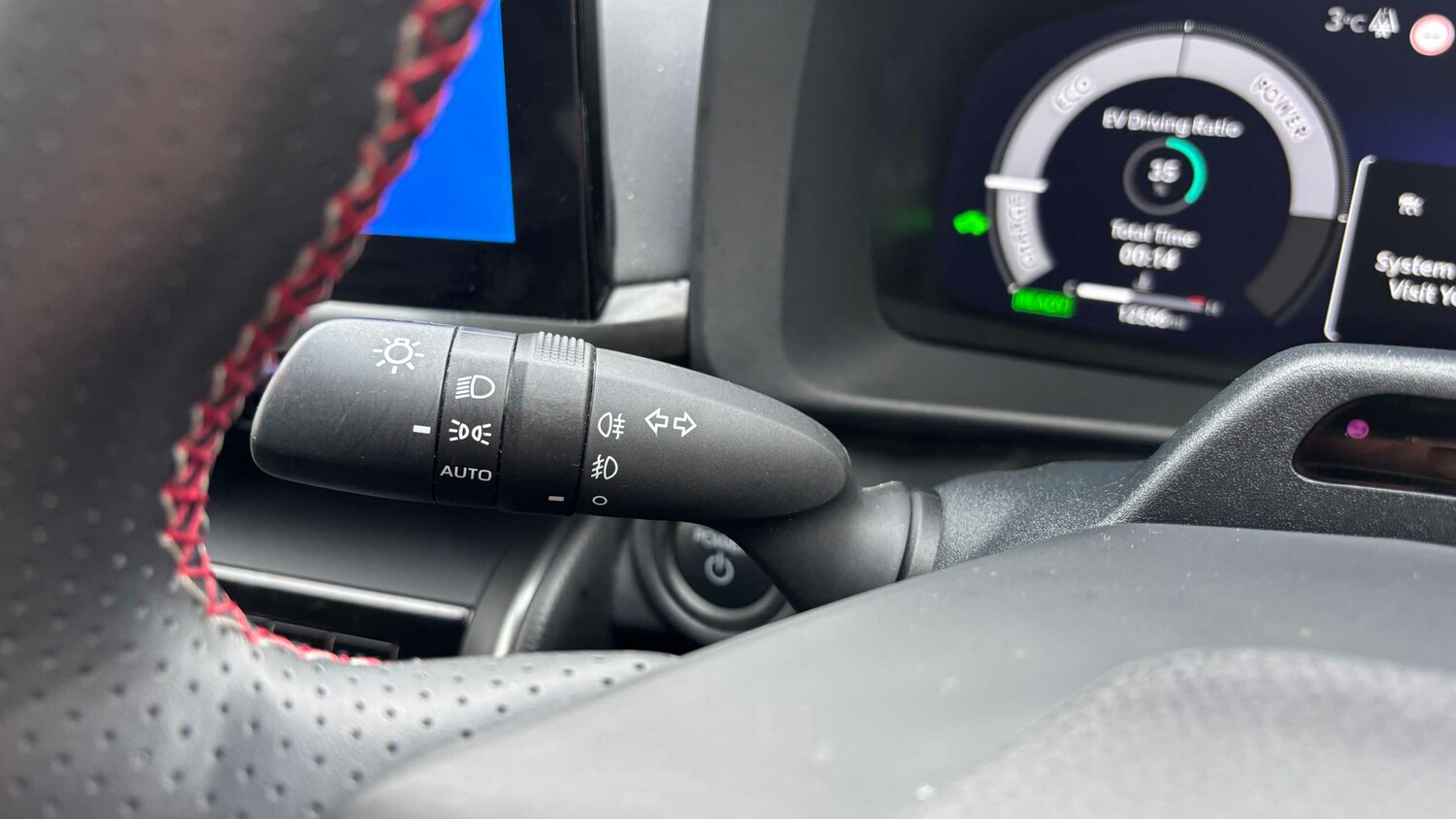 Used Toyota C-HR 2023 for sale - 77972975: Photo 17