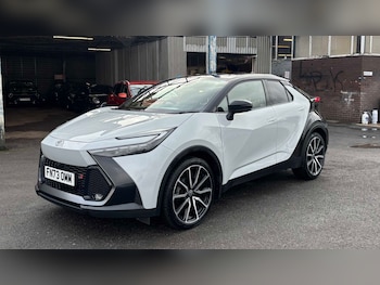Used Toyota C-HR 2023 for sale - 77972975: Photo