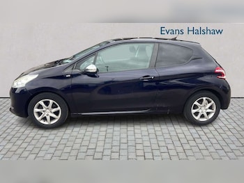 Used Peugeot 208 2014 for sale - 78857307: Photo