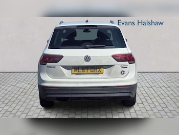 Used Volkswagen Tiguan 2017 for sale - 78451612: Photo