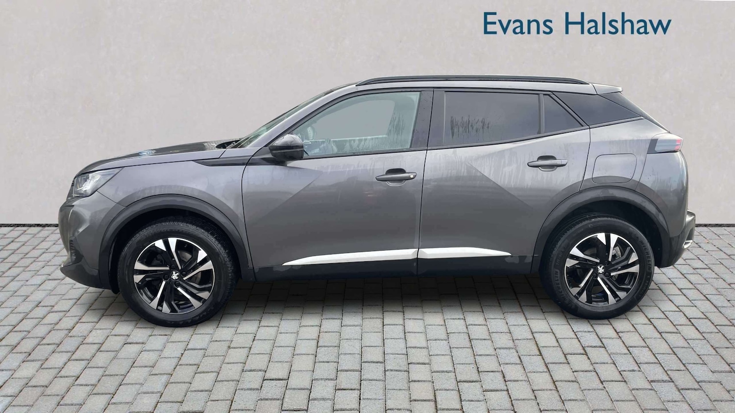 Used Peugeot 2008 for sale - 77861120: Photo 3