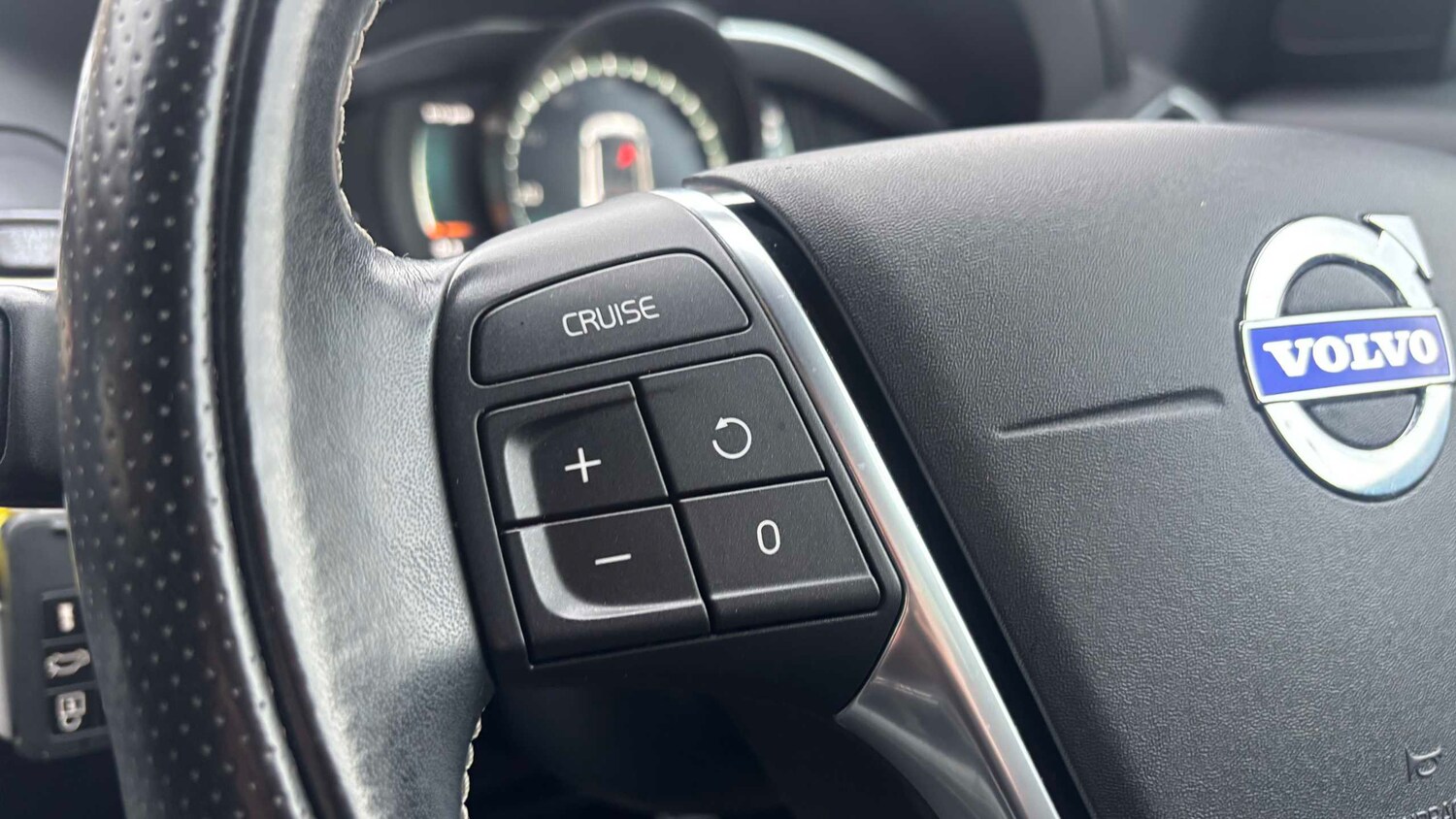 Used Volvo XC60 for sale - 77858986: Photo 12