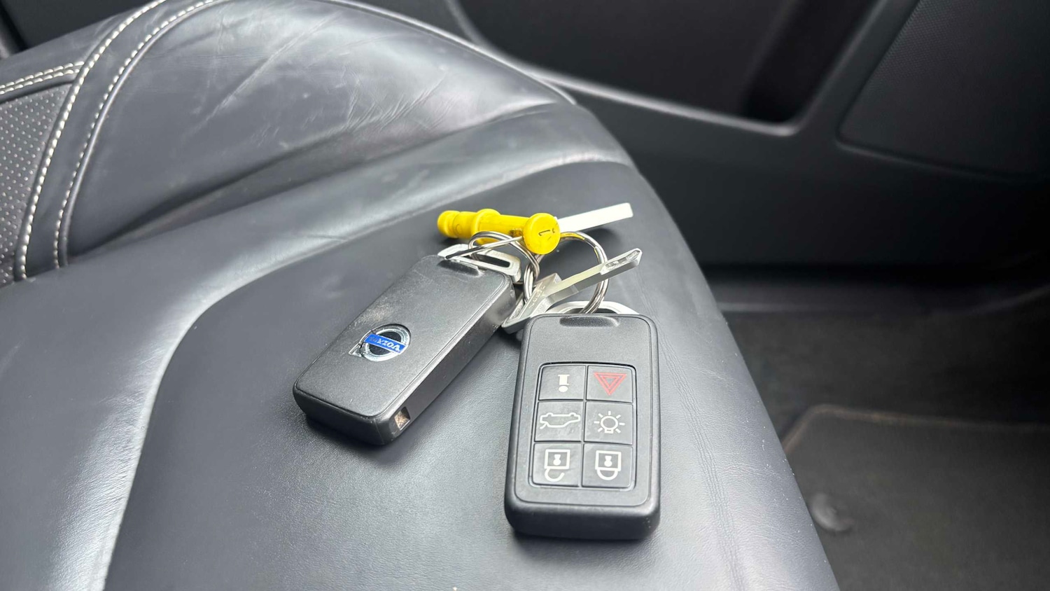 Used Volvo XC60 for sale - 77858986: Photo 18