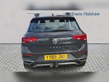 Used Volkswagen T-Roc 2019 for sale - 78104511: Photo