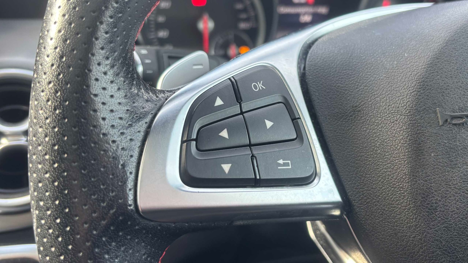 Used Mercedes-Benz GLA for sale - 77860632: Photo 12