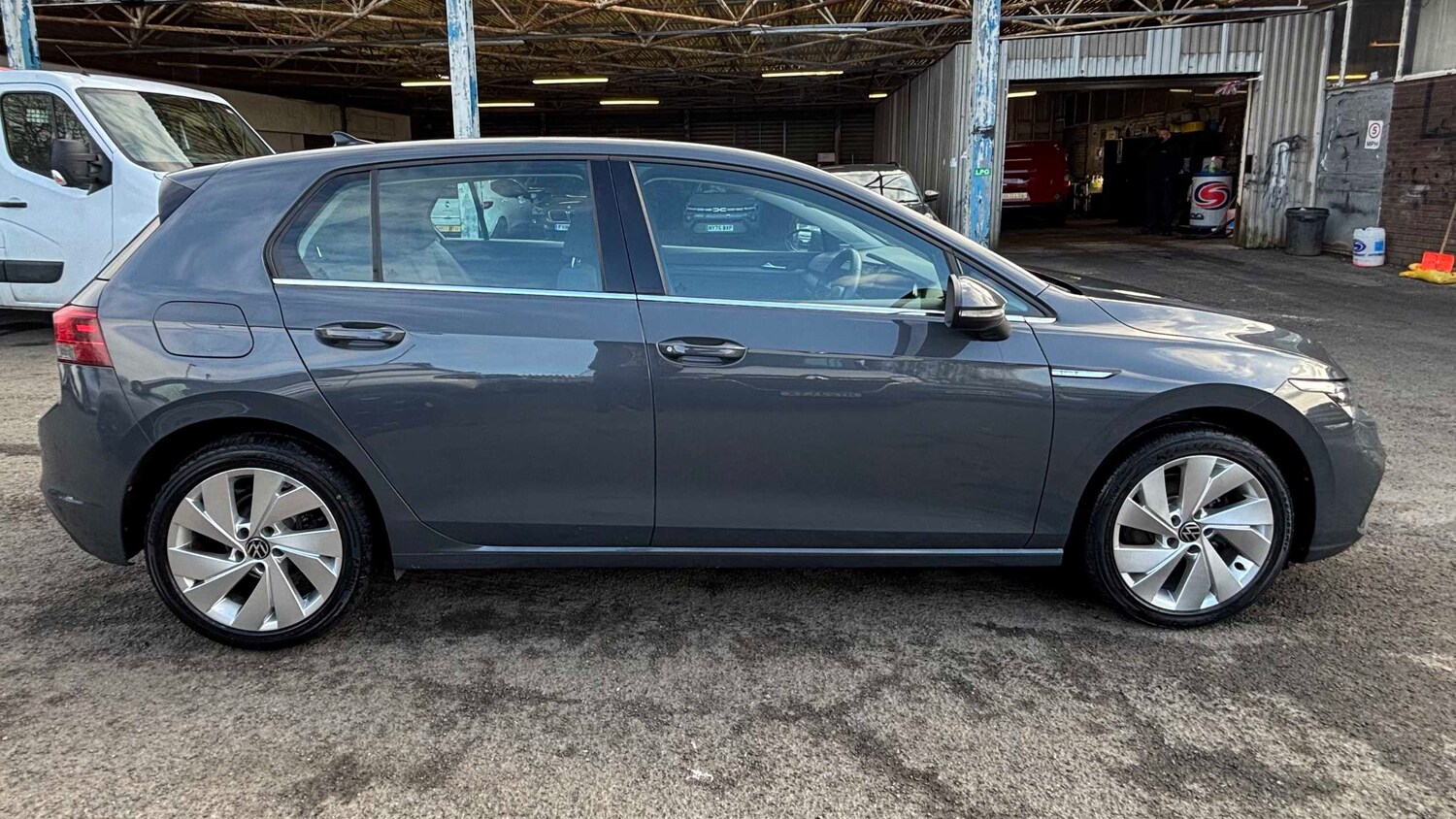 Used Volkswagen Golf 2020 for sale - 77856724: Photo 18