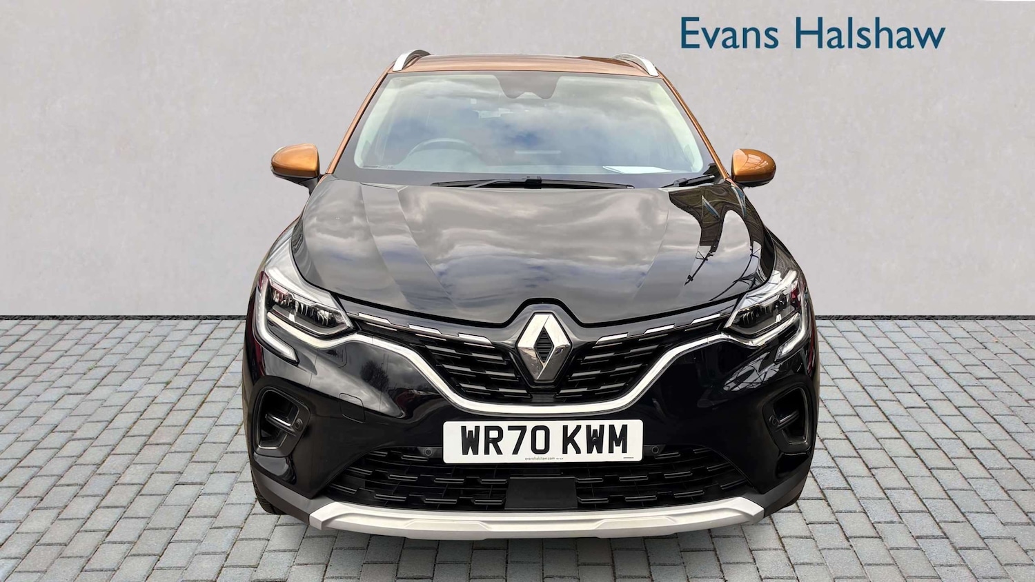 Used Renault Captur for sale - 77857676: Photo 2