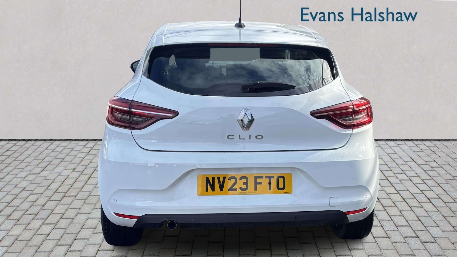 Used Renault Clio 2023 for sale - 78149182: Photo 5