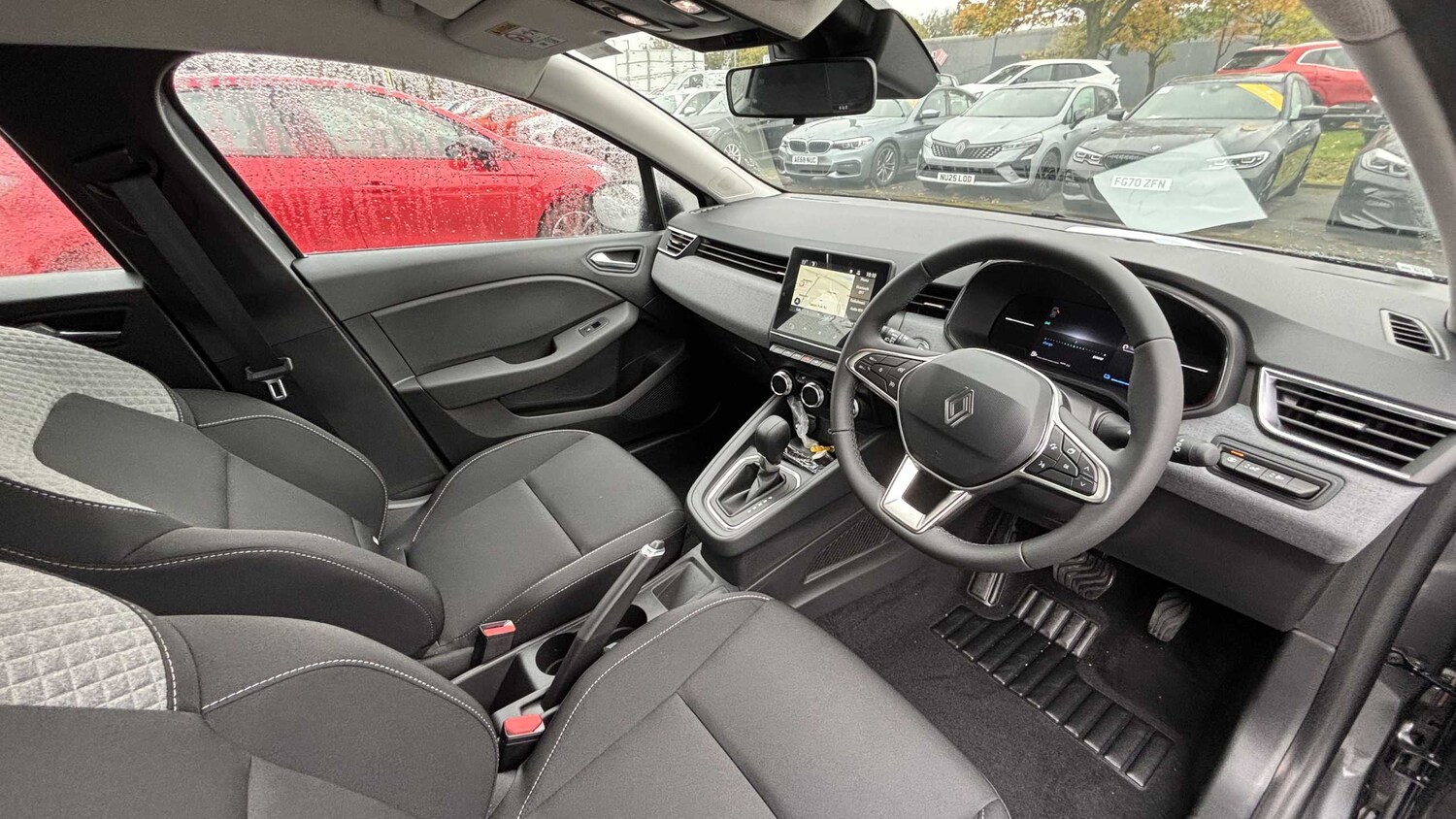 Used Renault Clio for sale - 77859790: Photo 15