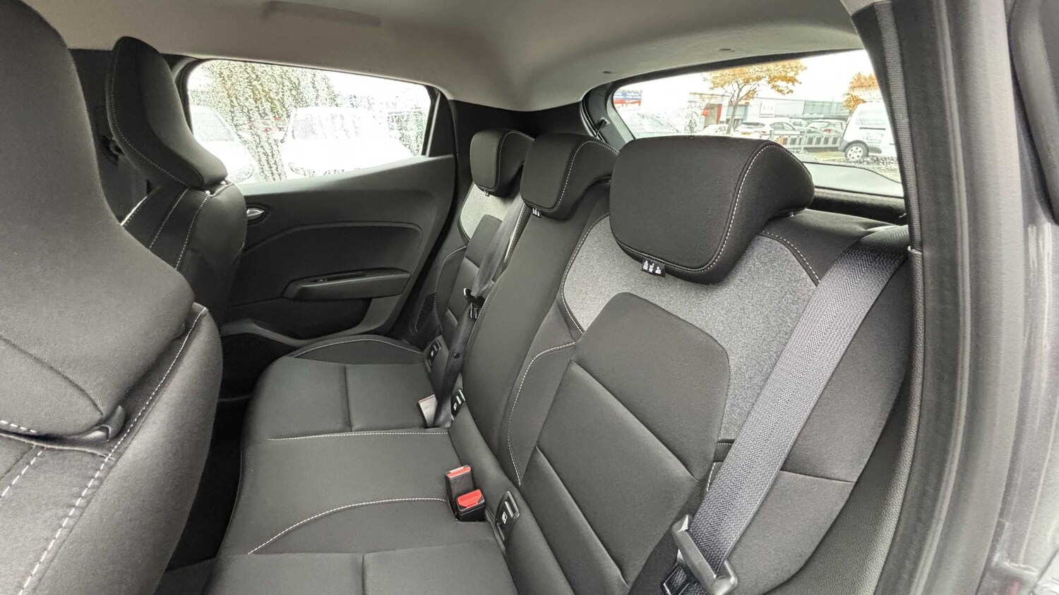 Used Renault Clio for sale - 77859790: Photo 18