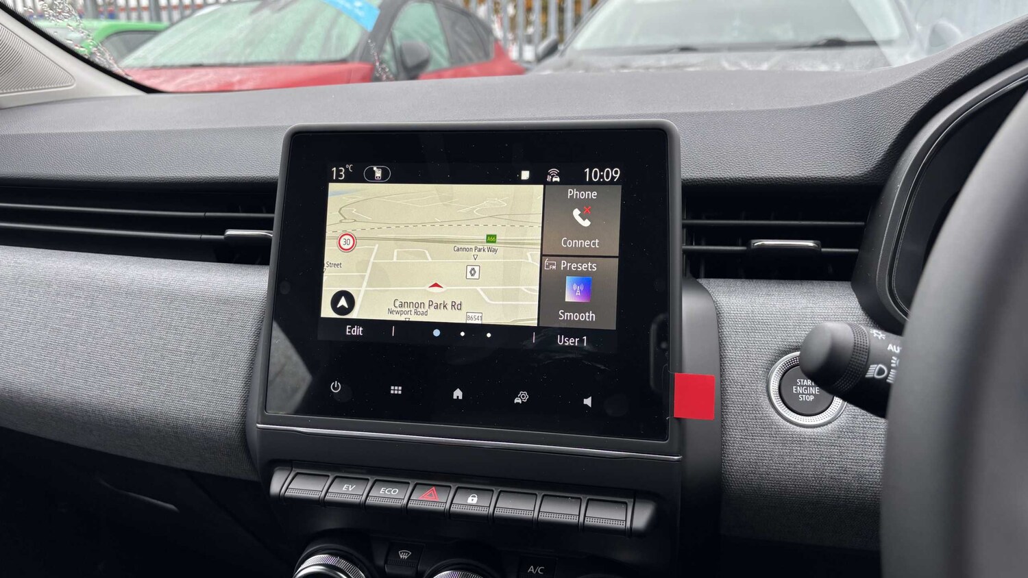 Used Renault Clio for sale - 77859790: Photo 32