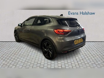 Used Renault Clio 2023 for sale - 79444045: Photo