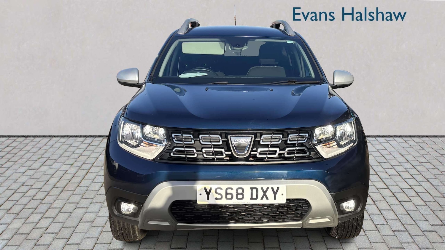 Used Dacia Duster 2018 for sale - 77913824: Photo 2