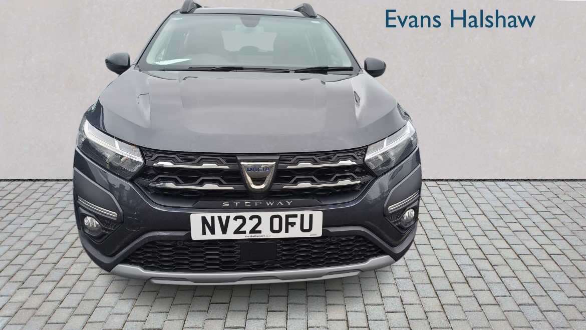 Used Dacia Sandero Stepway 2022 for sale - 77856836: Photo 2