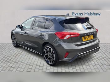 Used Ford Focus 2020 for sale - 79702485: Photo