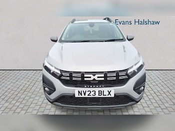 Used Dacia Sandero Stepway 2023 for sale - 78024008: Photo