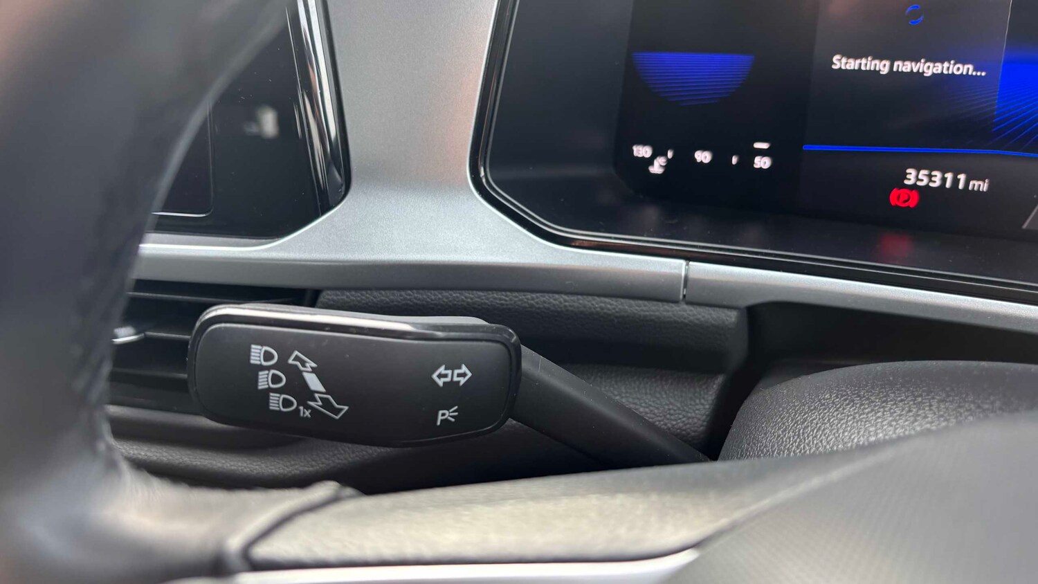 Used Volkswagen T-Roc for sale - 77857667: Photo 16