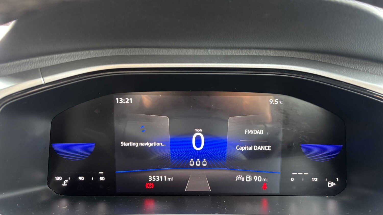 Used Volkswagen T-Roc for sale - 77857667: Photo 17