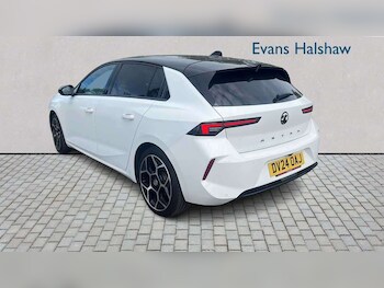 Used Vauxhall Astra 2024 for sale - 78949494: Photo