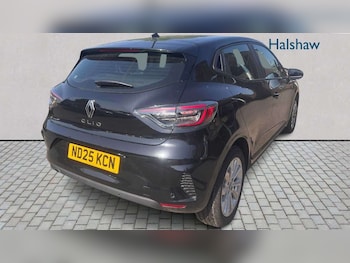 Used Renault Clio 2025 for sale - 78732328: Photo