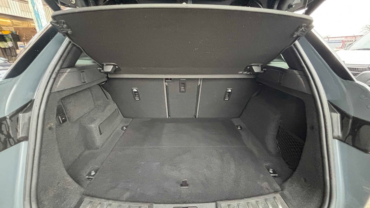 Used Land Rover Range Rover Evoque for sale - 77860649: Photo 2