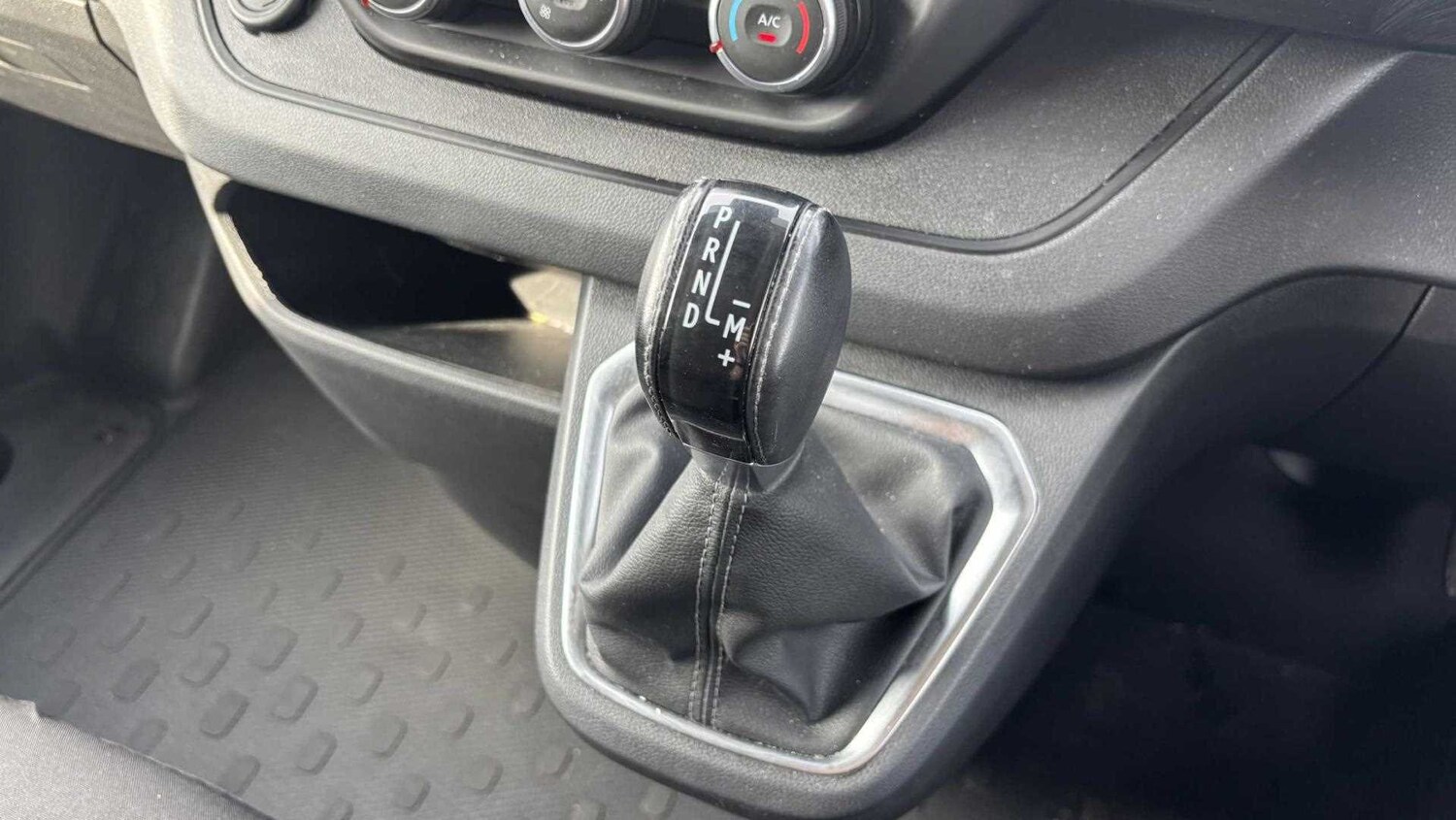 Used Renault Trafic 2024 for sale - 77856703: Photo 34