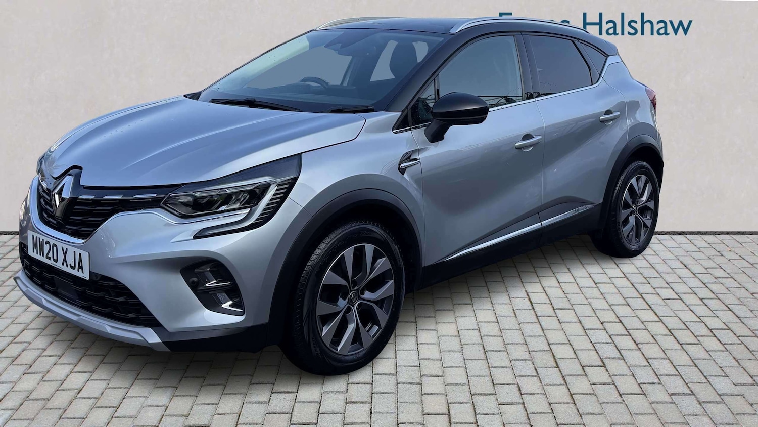 Used Renault Captur for sale - 77862309: Photo 3