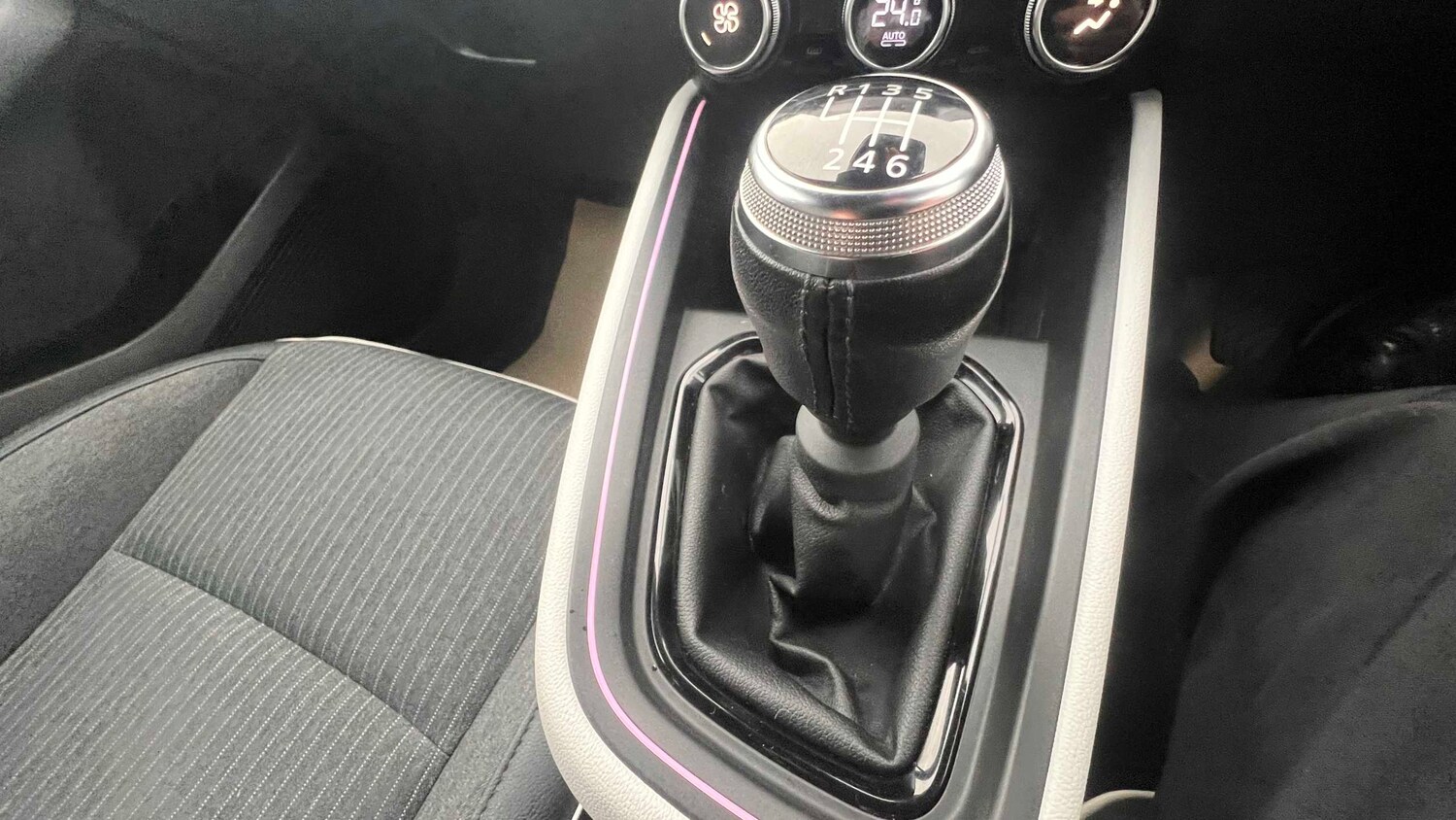 Used Renault Clio 2022 for sale - 77861158: Photo 20