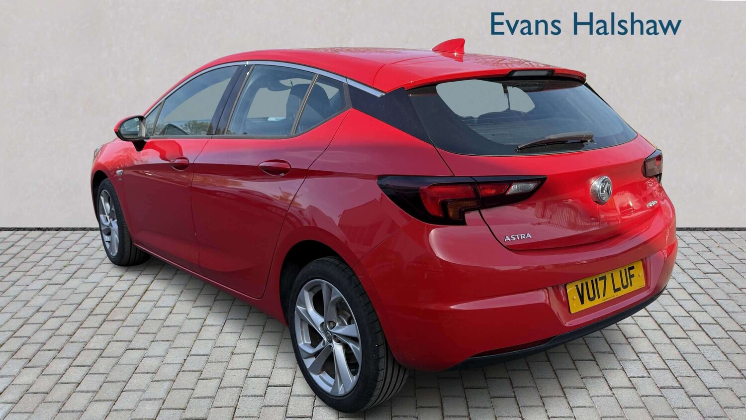 Used Vauxhall Astra 2017 for sale - 78161461: Photo 3