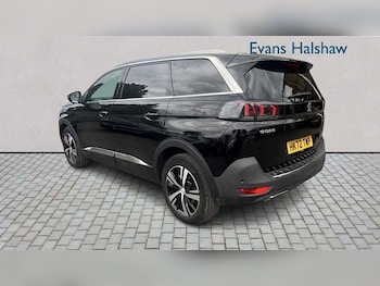 Used Peugeot 5008 2023 for sale - 79467047: Photo