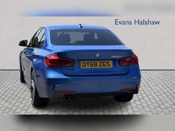 Used BMW 3 Series 2018 for sale - 79364652: Photo