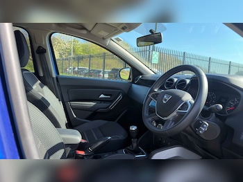 Used Dacia Duster 2022 for sale - 78937363: Photo