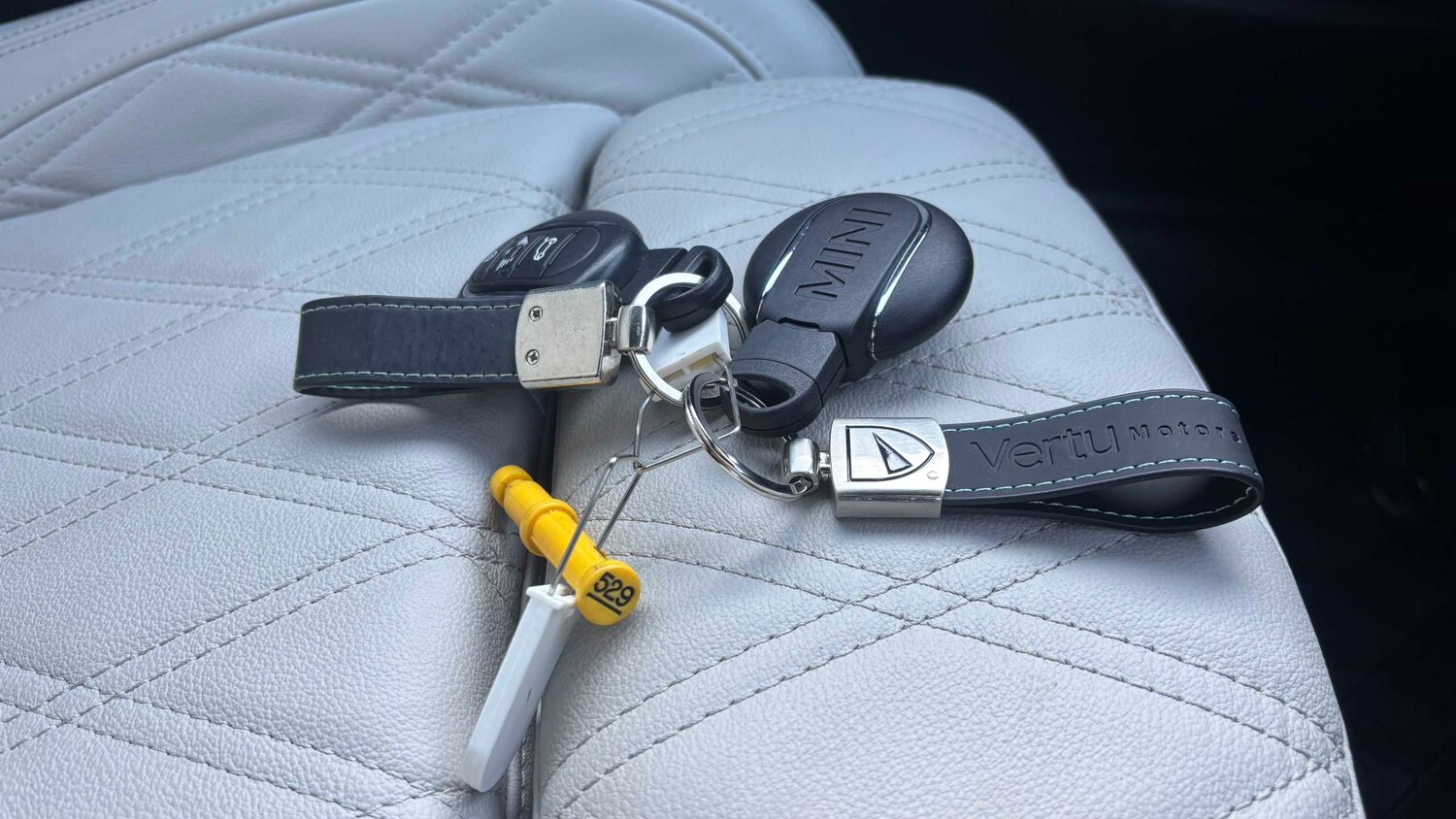 Used MINI Convertible 2022 for sale - 77859204: Photo 19