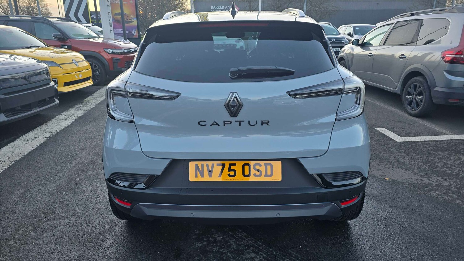 Used Renault Captur for sale - 77860493: Photo 11