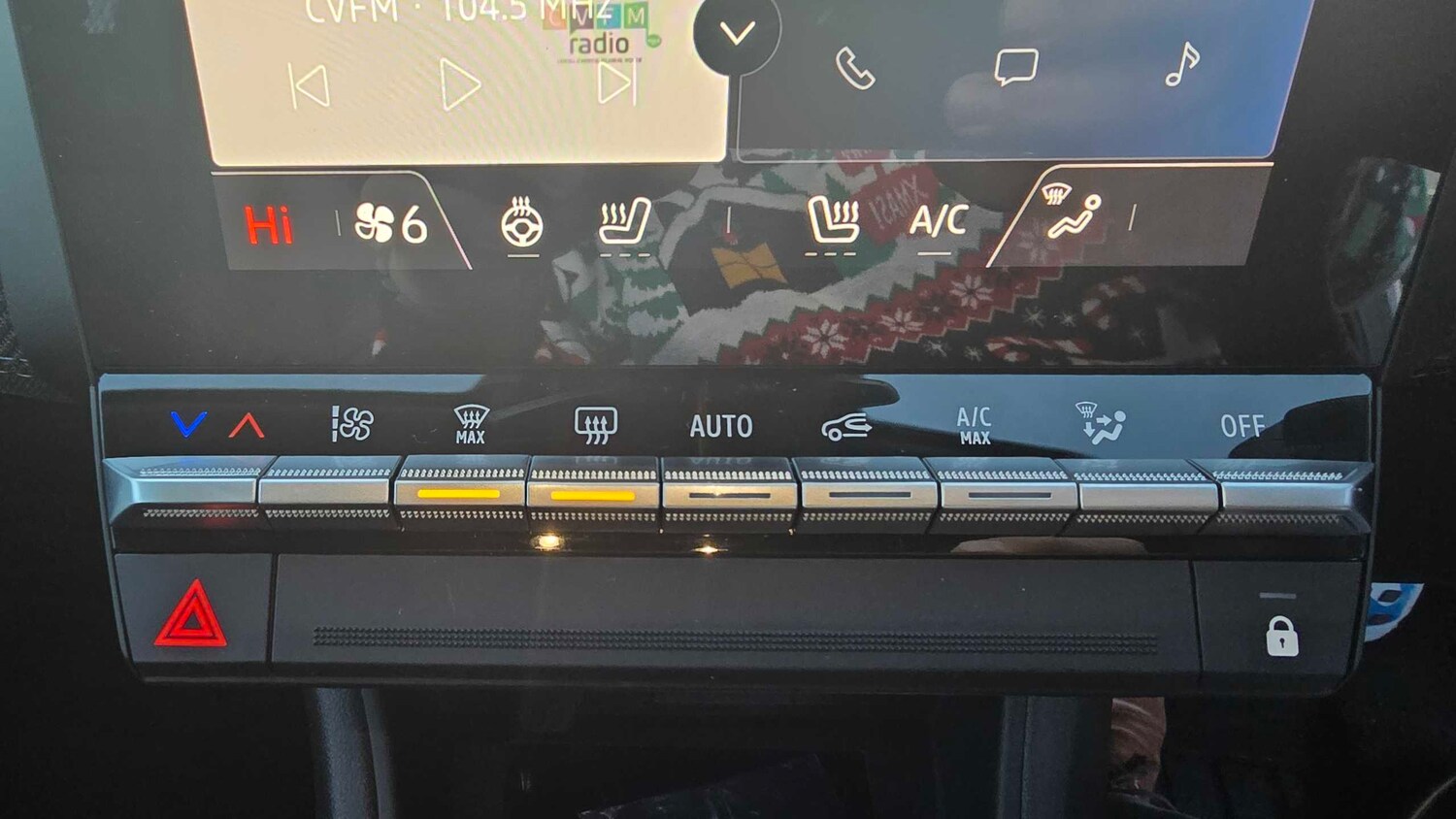 Used Renault Captur for sale - 77860493: Photo 27