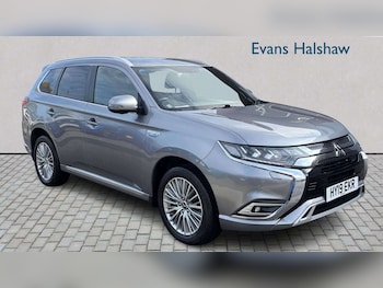 Mitsubishi Outlander feature image