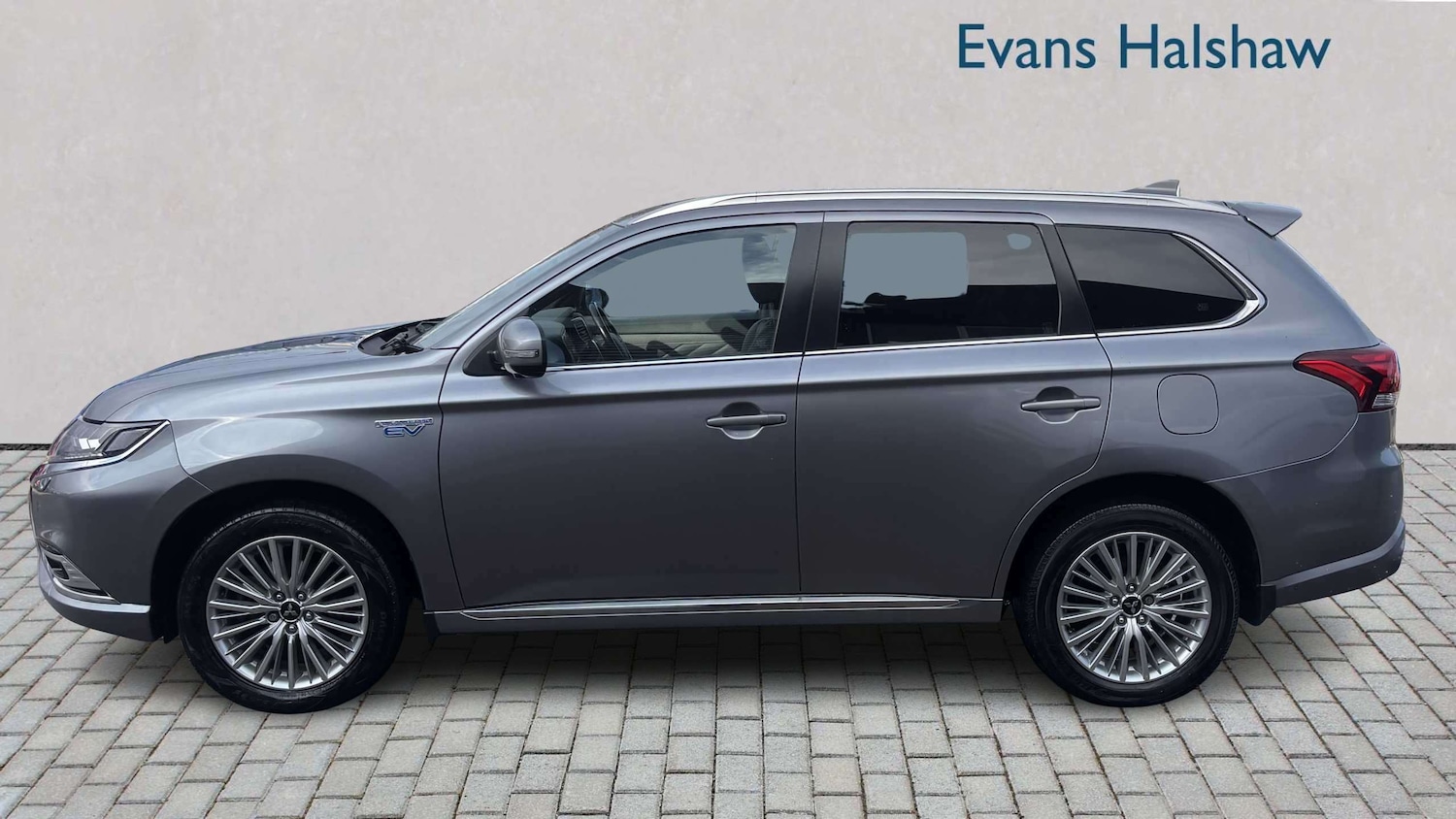 Used Mitsubishi Outlander for sale - 77861042: Photo 4