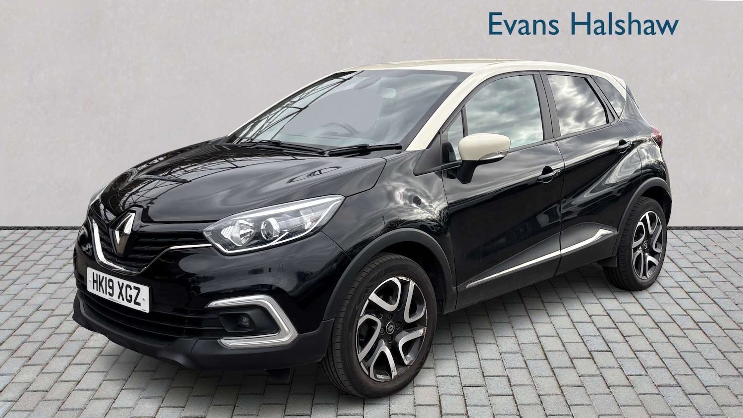 Used Renault Captur 2019 for sale - 78104639: Photo 4