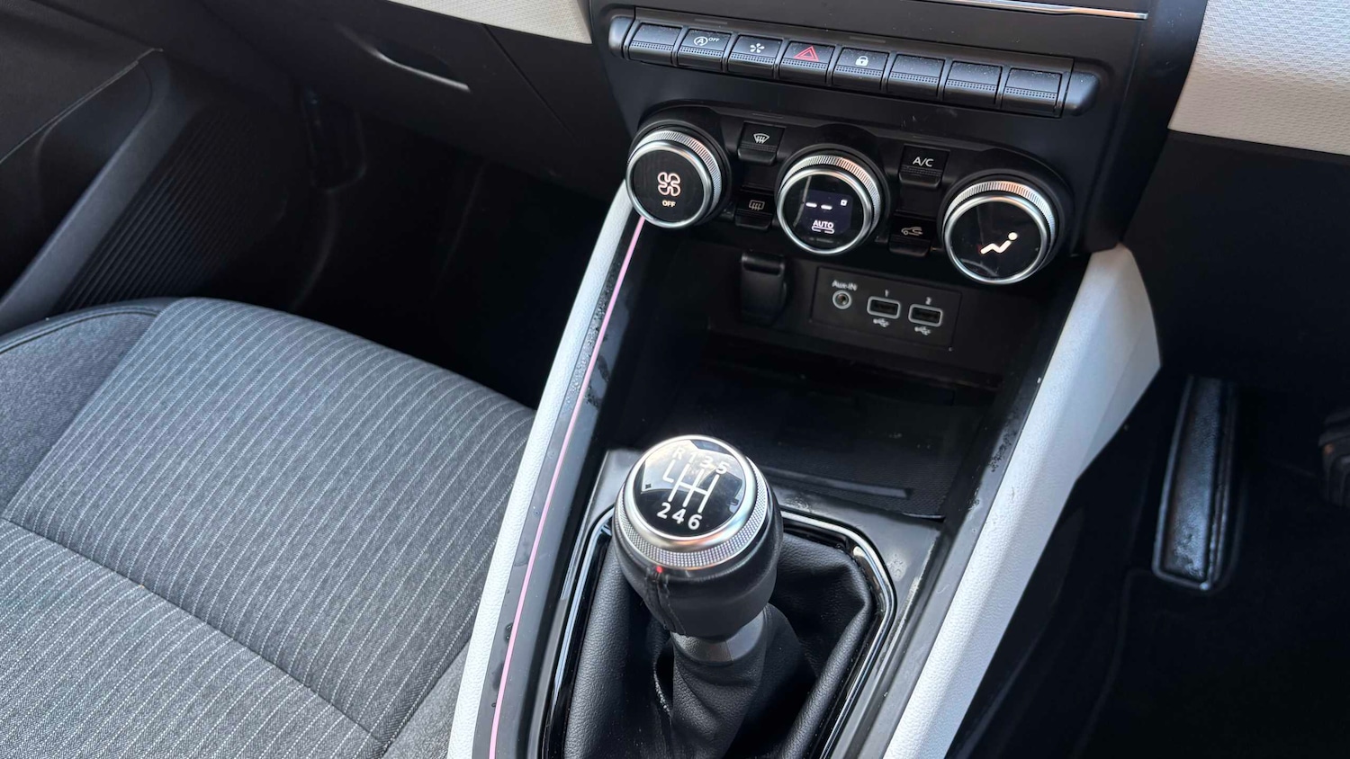 Used Renault Clio 2022 for sale - 77861615: Photo 19