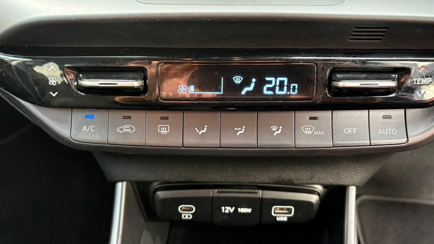 Used Hyundai i20 2025 for sale - 77858359: Photo 15