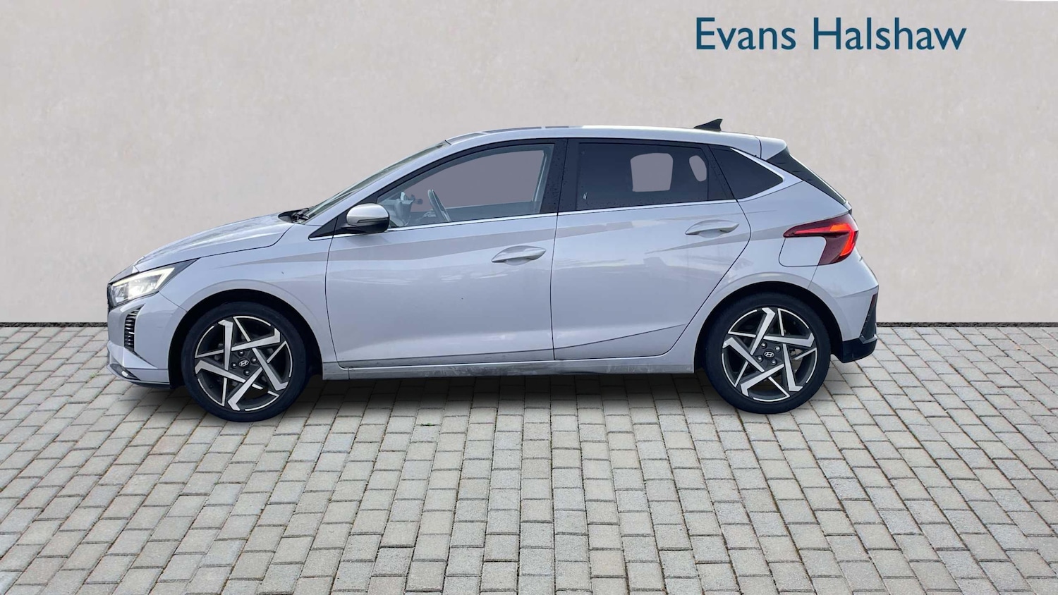 Used Hyundai i20 2025 for sale - 77858359: Photo 5